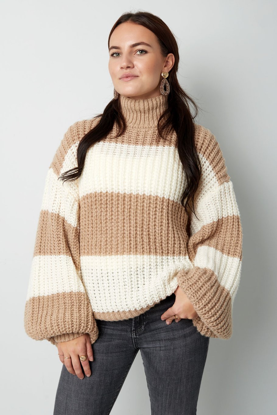 Warmer gestreifter Strickpullover - grün Bild8